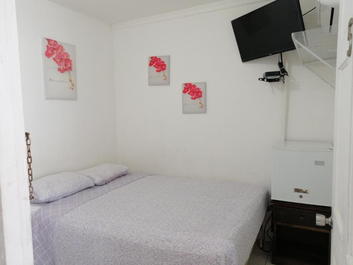 Hostal Compostela Inn David Buitenkant foto