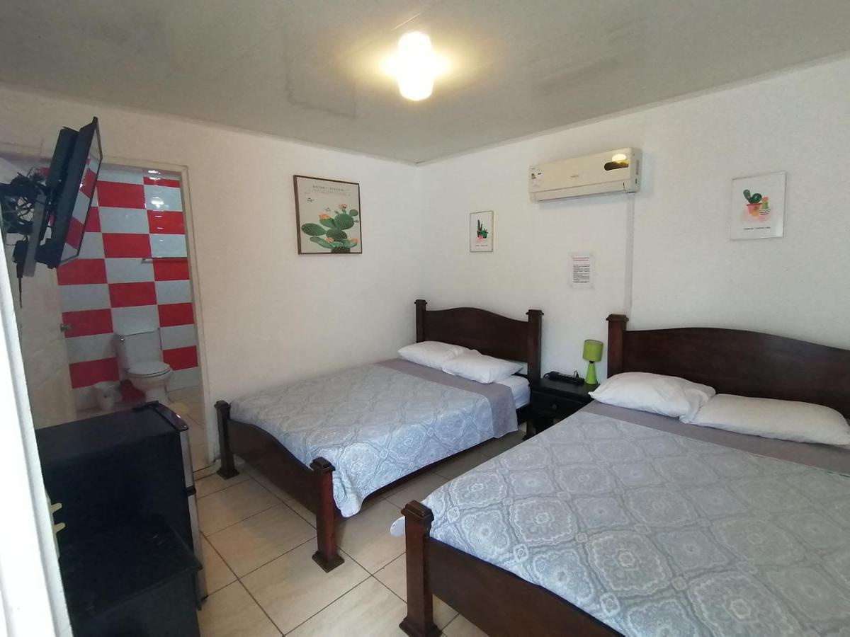 Hostal Compostela Inn David Buitenkant foto