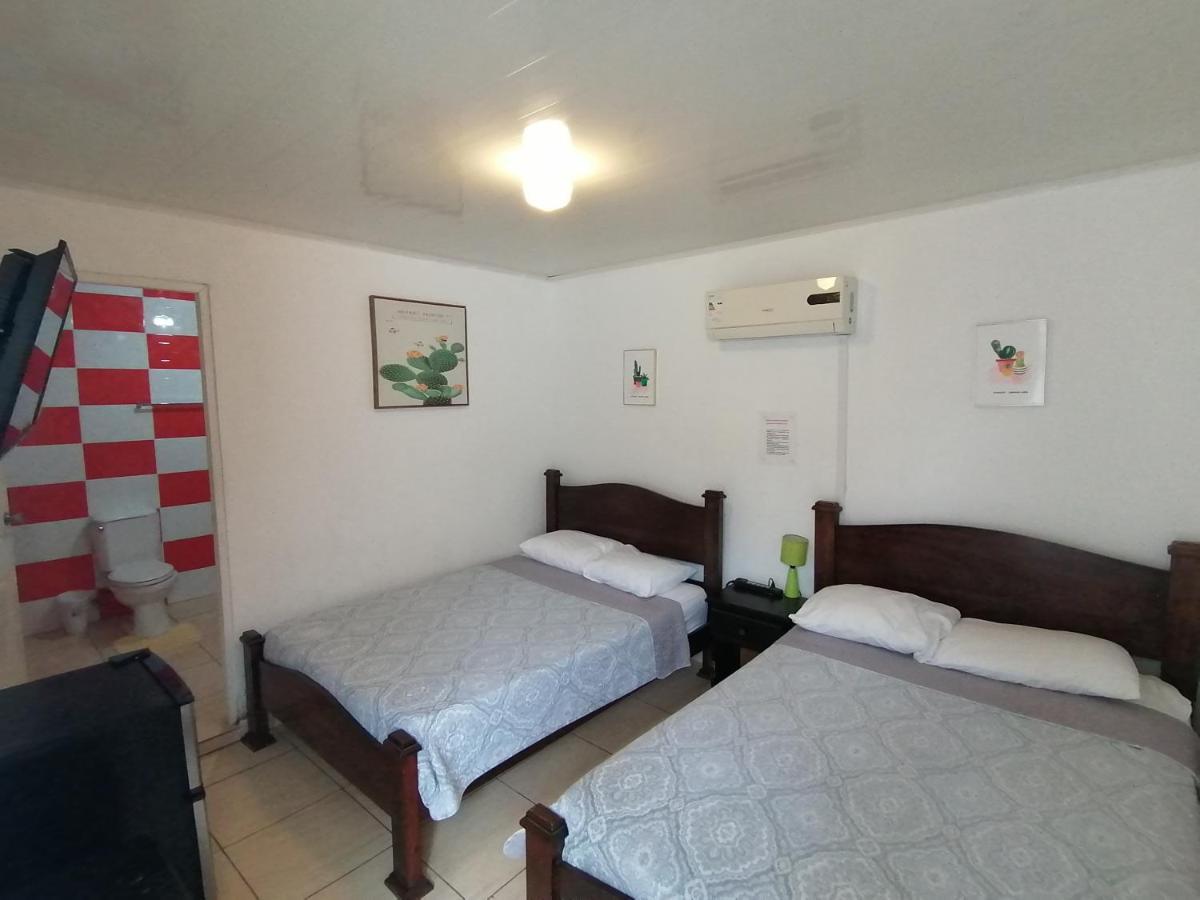 Hostal Compostela Inn David Buitenkant foto