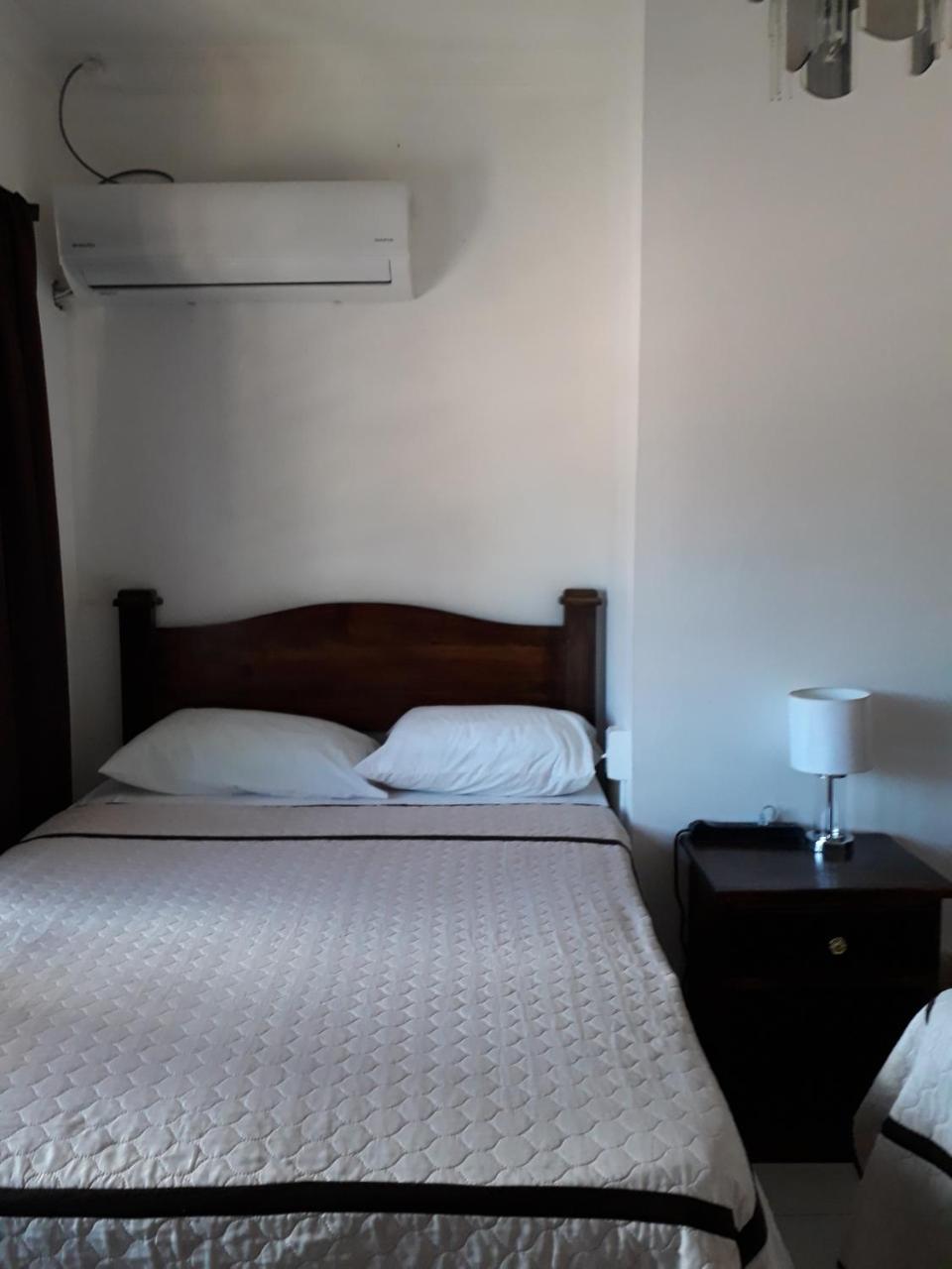 Hostal Compostela Inn David Buitenkant foto